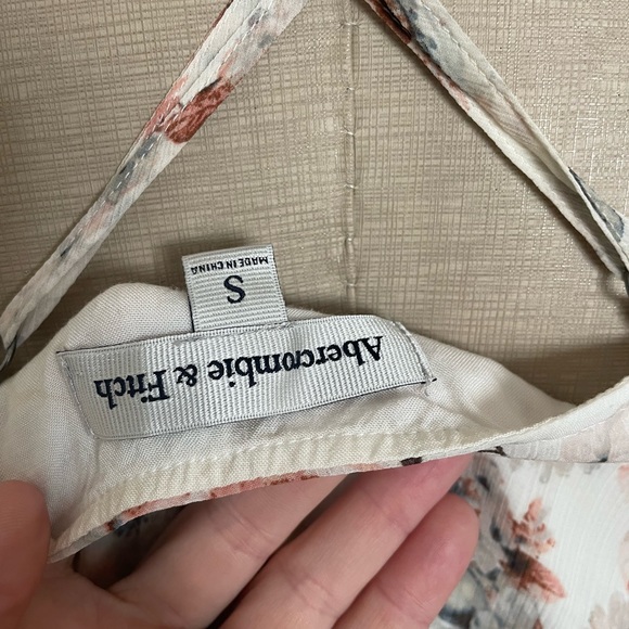 Abercrombie and Fitch delicate floral babydoll dress size small - Picture 3 of 4